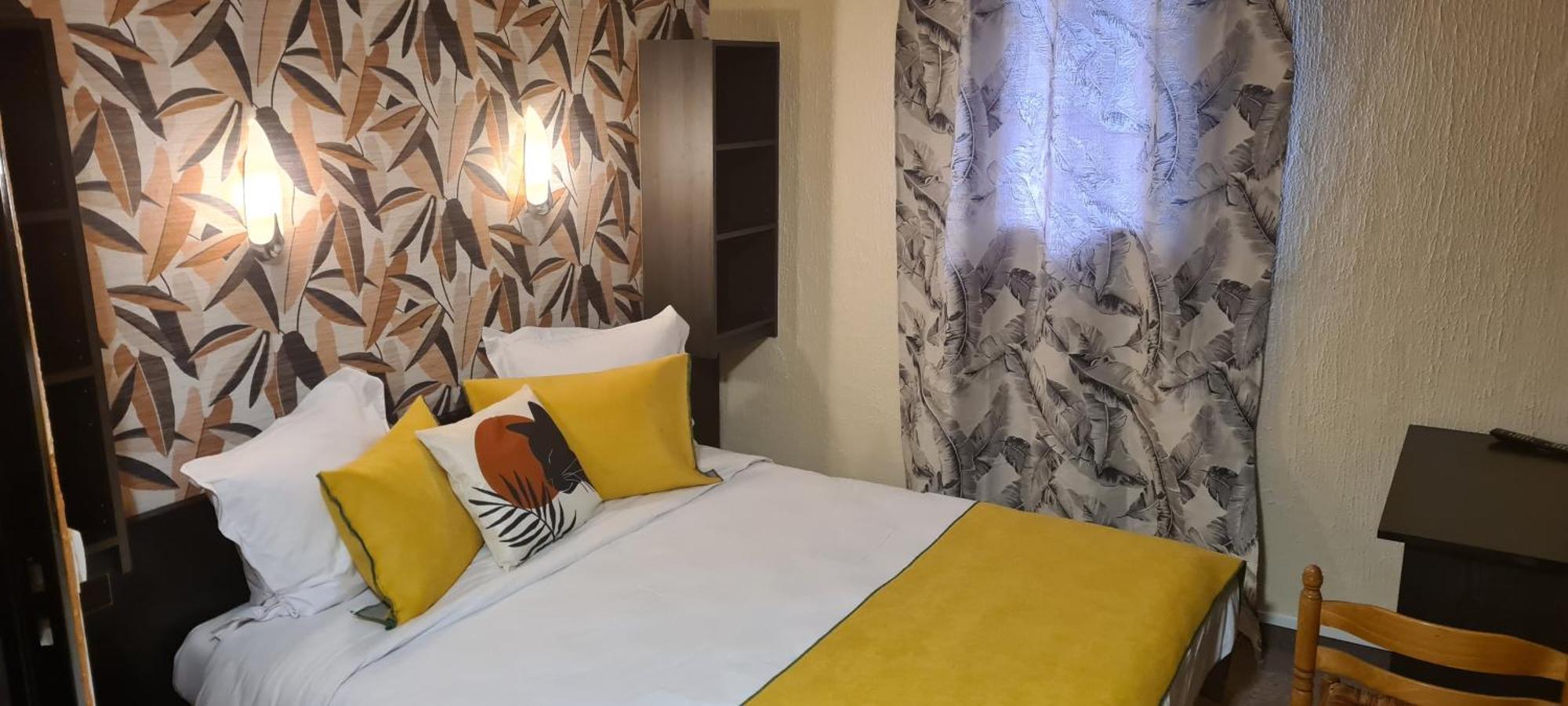 Hotel L'Etoile Aeroport - A61 Каркассон Экстерьер фото